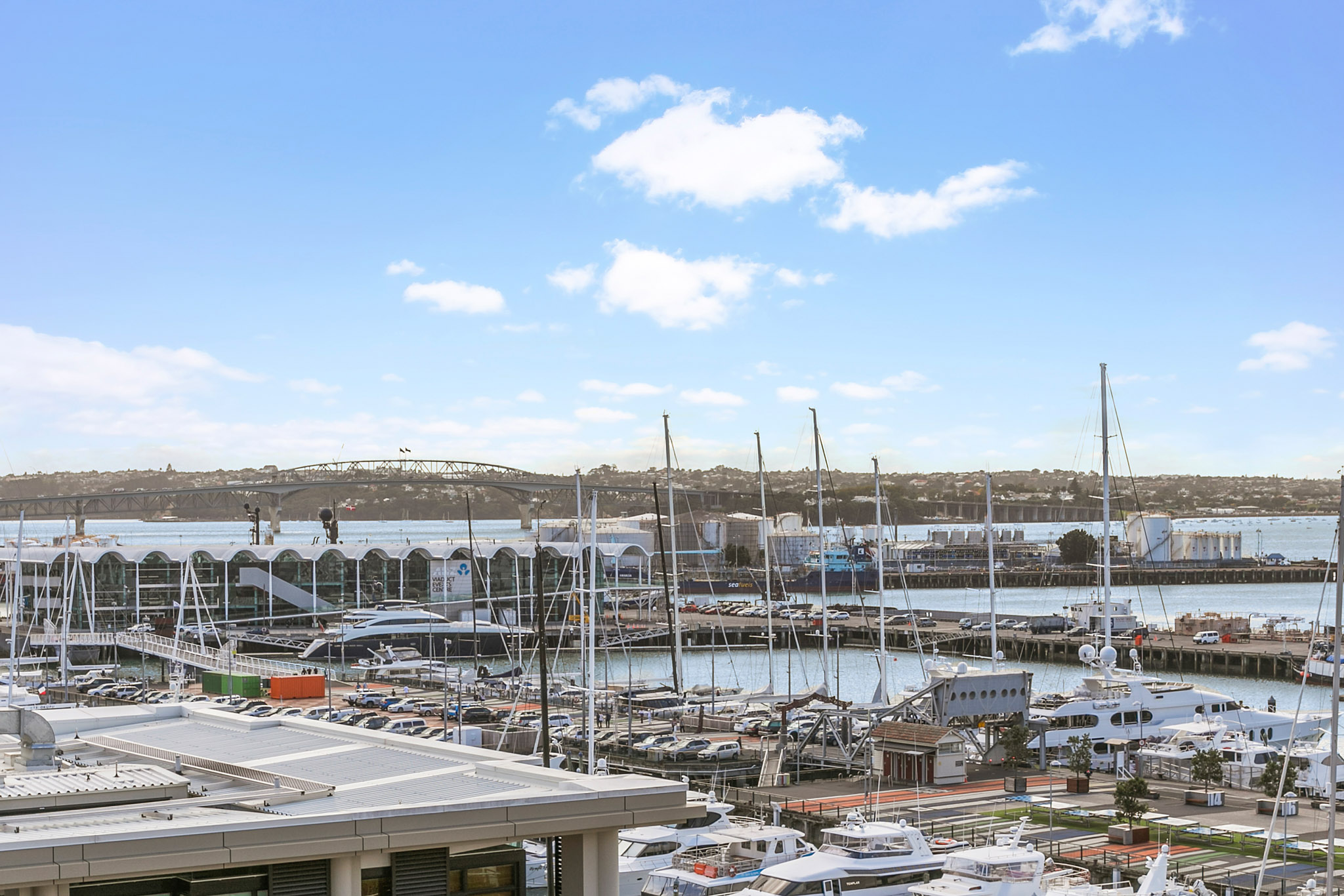 Balcony - Customs Street Apartments by Urban Rest - Auckland, New Zealand