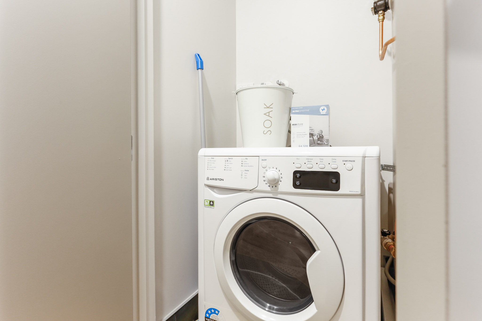 Laundry - Lighthouse Apartments by Urban Rest - Auckland, New Zealand