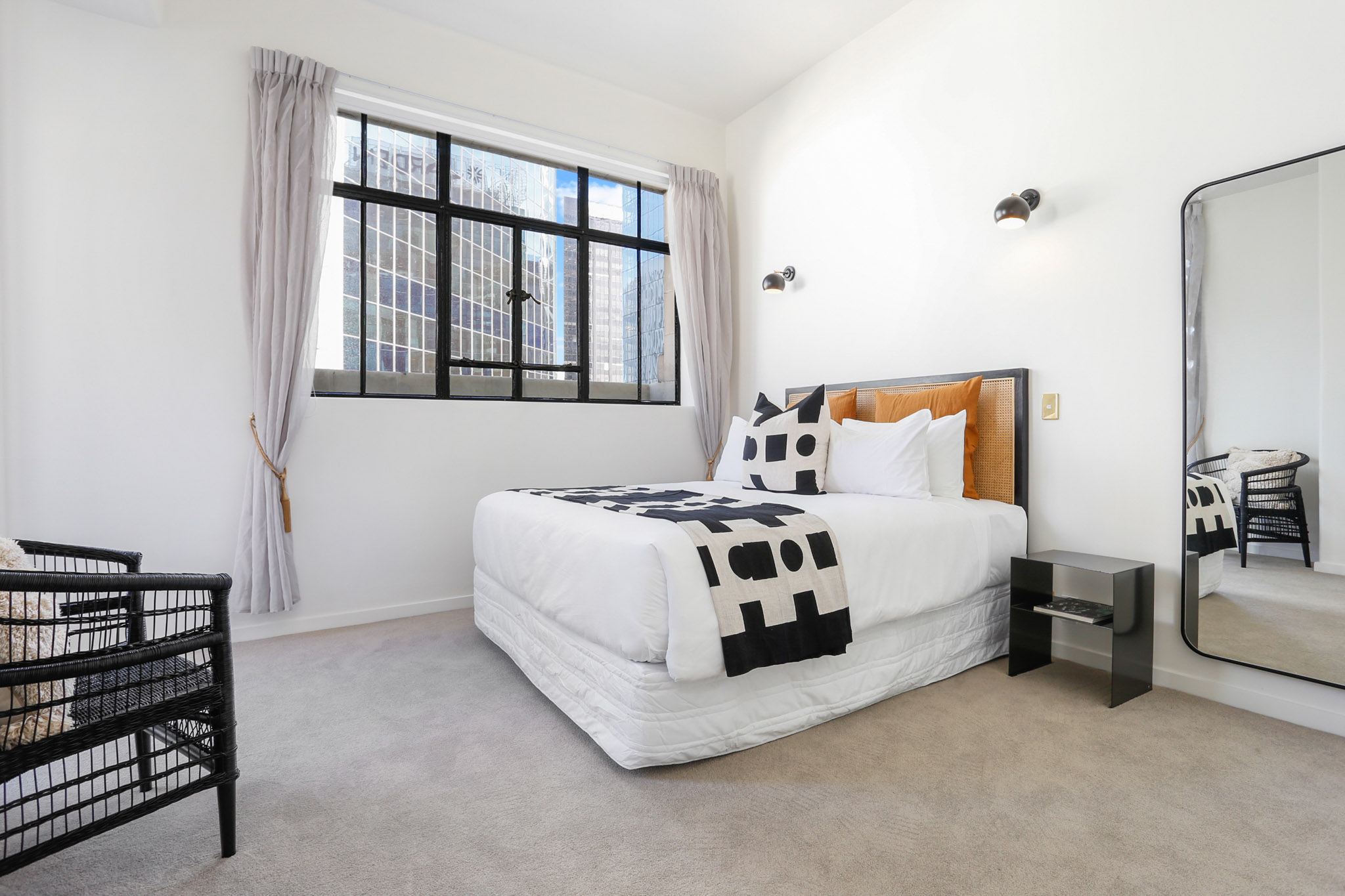 Bedroom - Dilworth Apartments by Urban Rest - Auckland, New Zealand