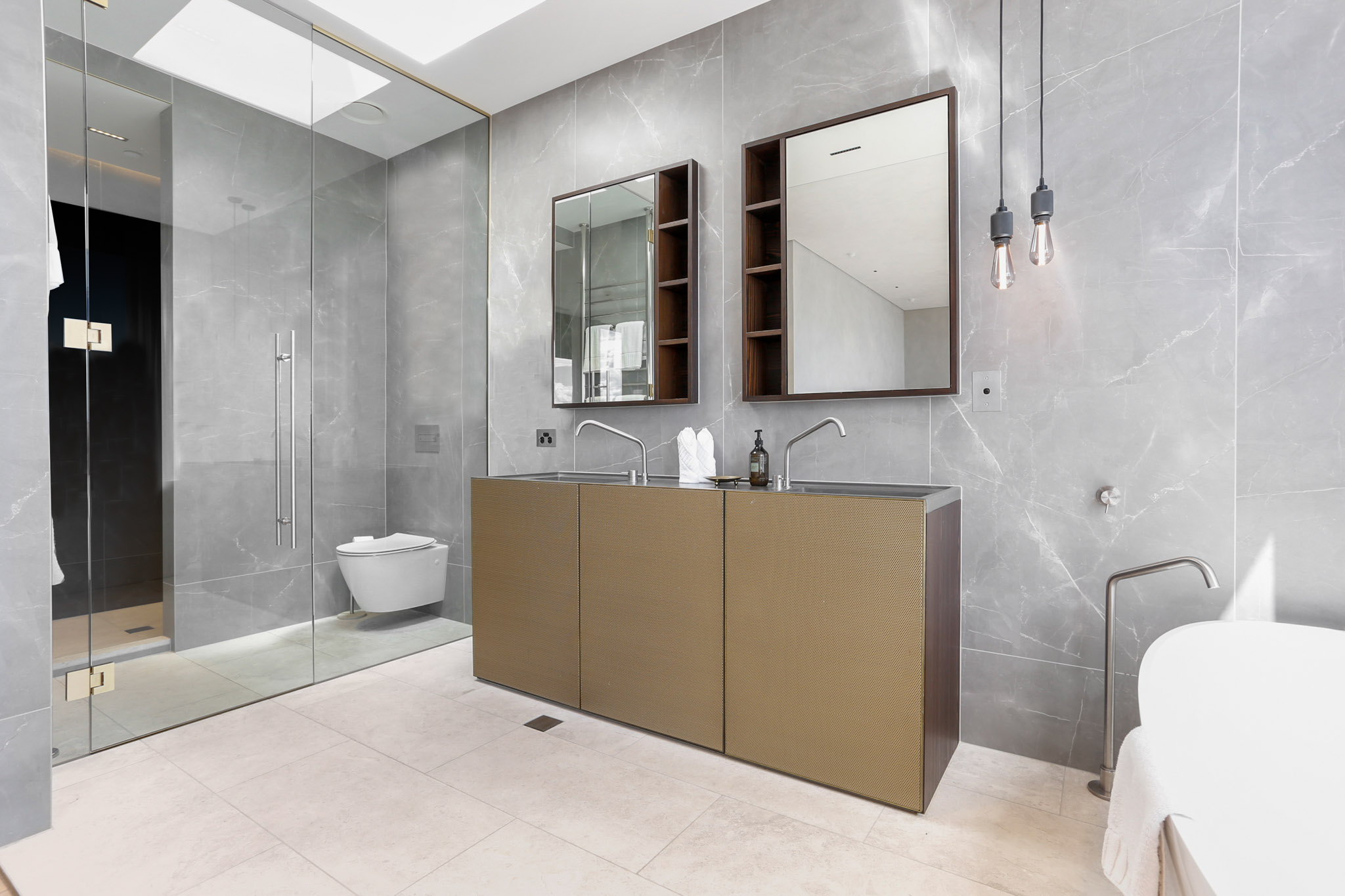 Bathroom - France Street Apartments by Urban Rest - Auckland, New Zealand