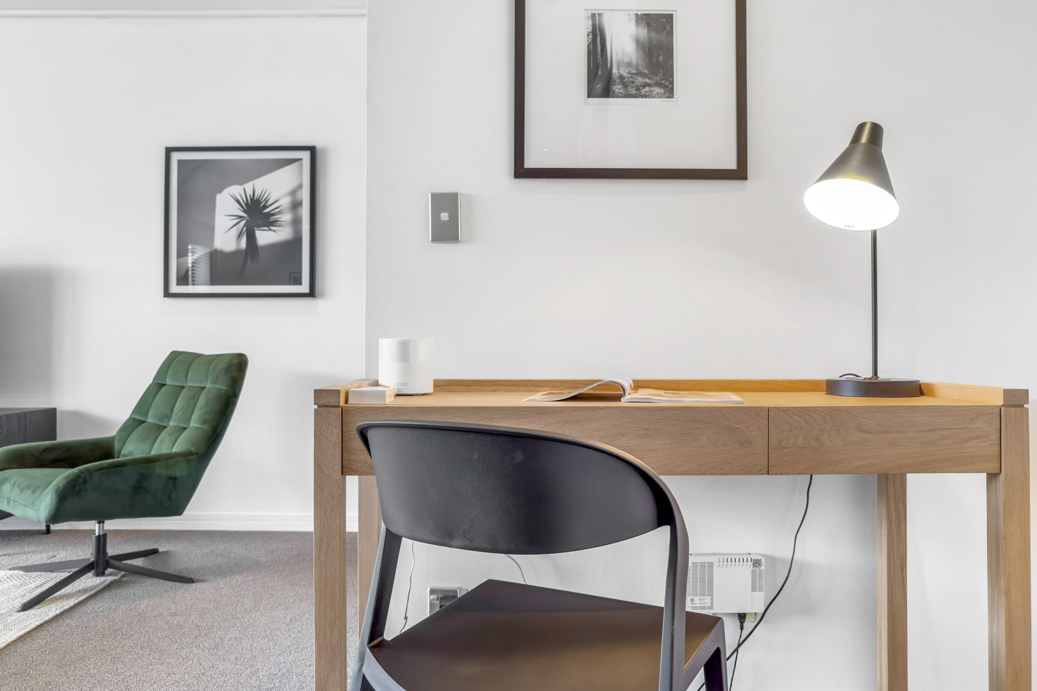 Work Desk - The Parc Apartments By Urban Rest - Auckland, New Zealand