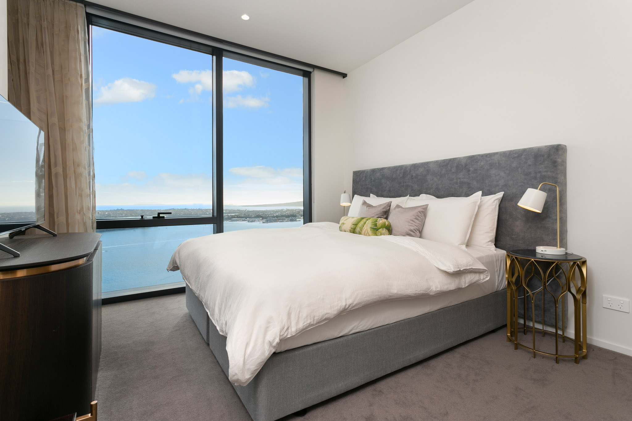Bedroom - The Pacifica by Urban Rest - Auckland, New Zealand