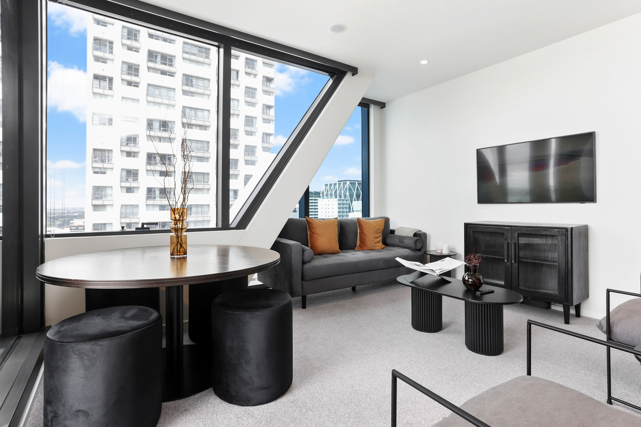 Living Room - The Pacifica by Urban Rest - Auckland, New Zealand