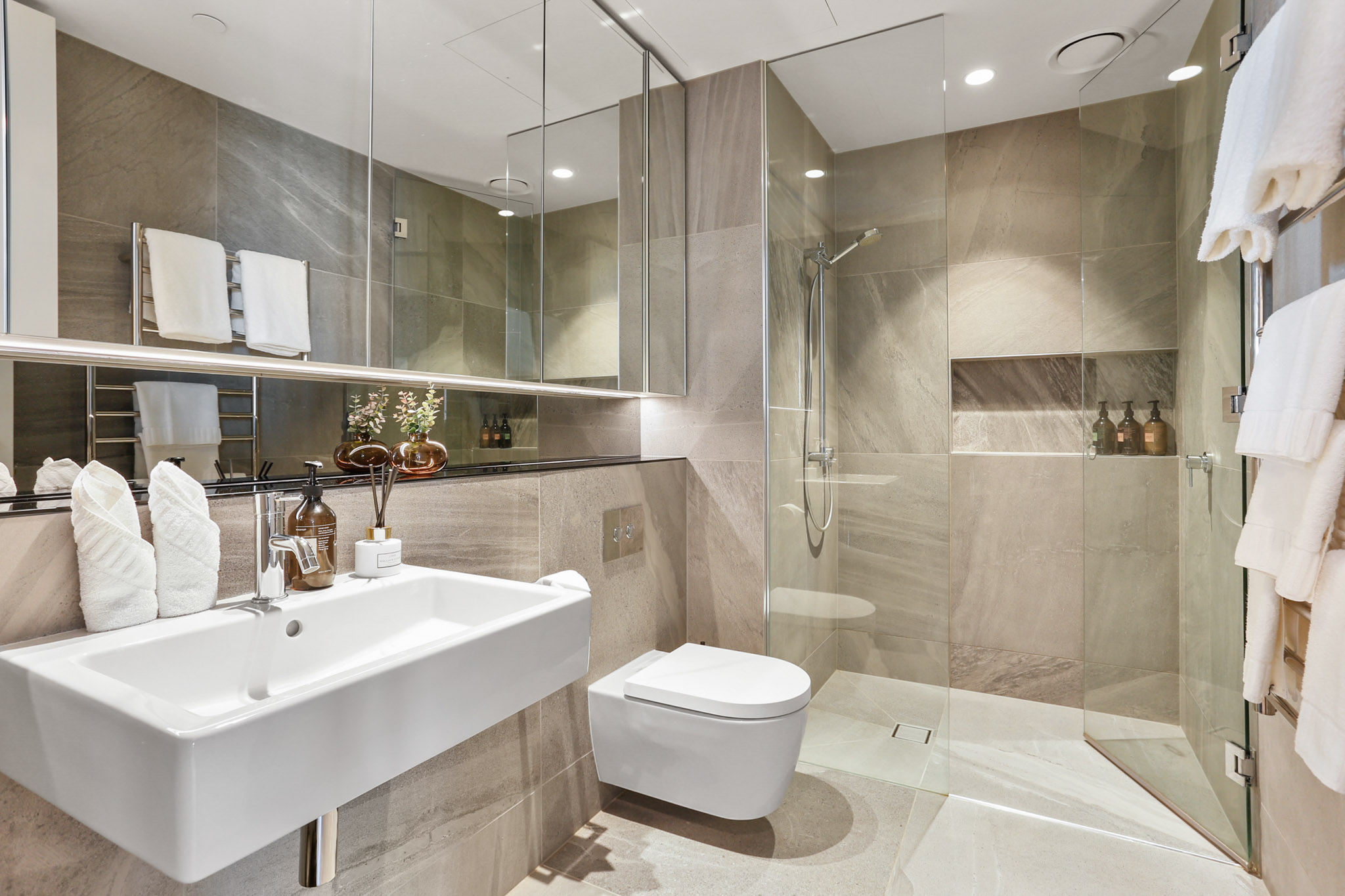 Bathroom - Wynyard Quarter Apartments by Urban Rest - Auckland, New Zealand