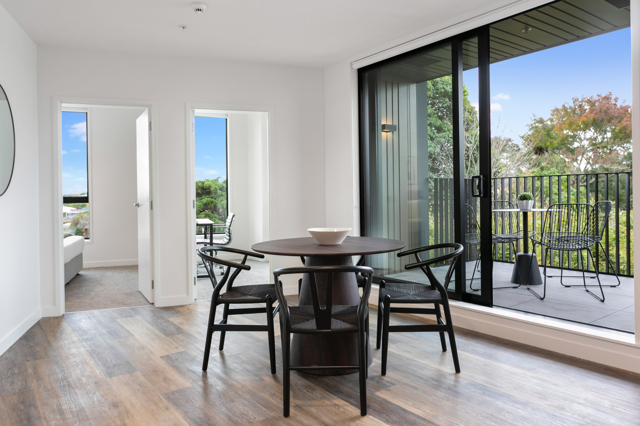 Dining Area - Urban Rest Sylvia Park, Auckland - New Zealand