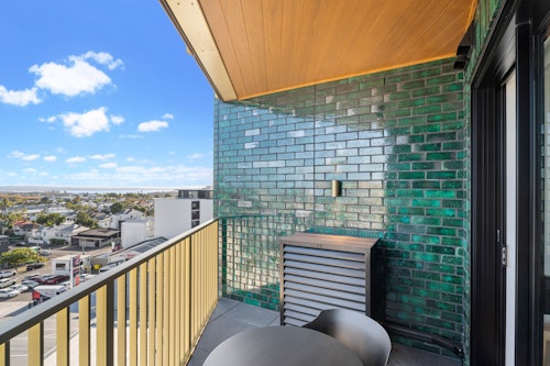 Balcony - Greenhouse Apartments by Urban Rest - Auckland, New Zealand