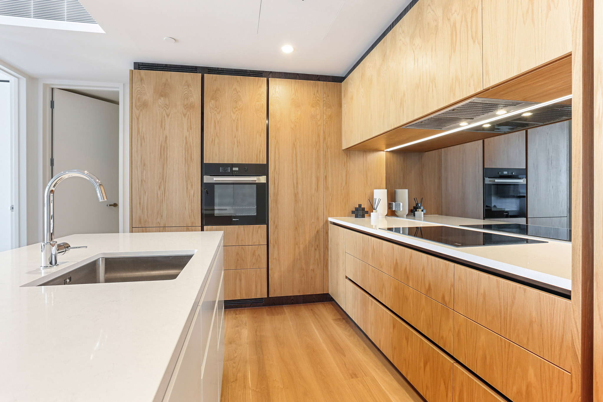 Kitchen - Wynyard Quarter Apartments by Urban Rest - Auckland, New Zealand