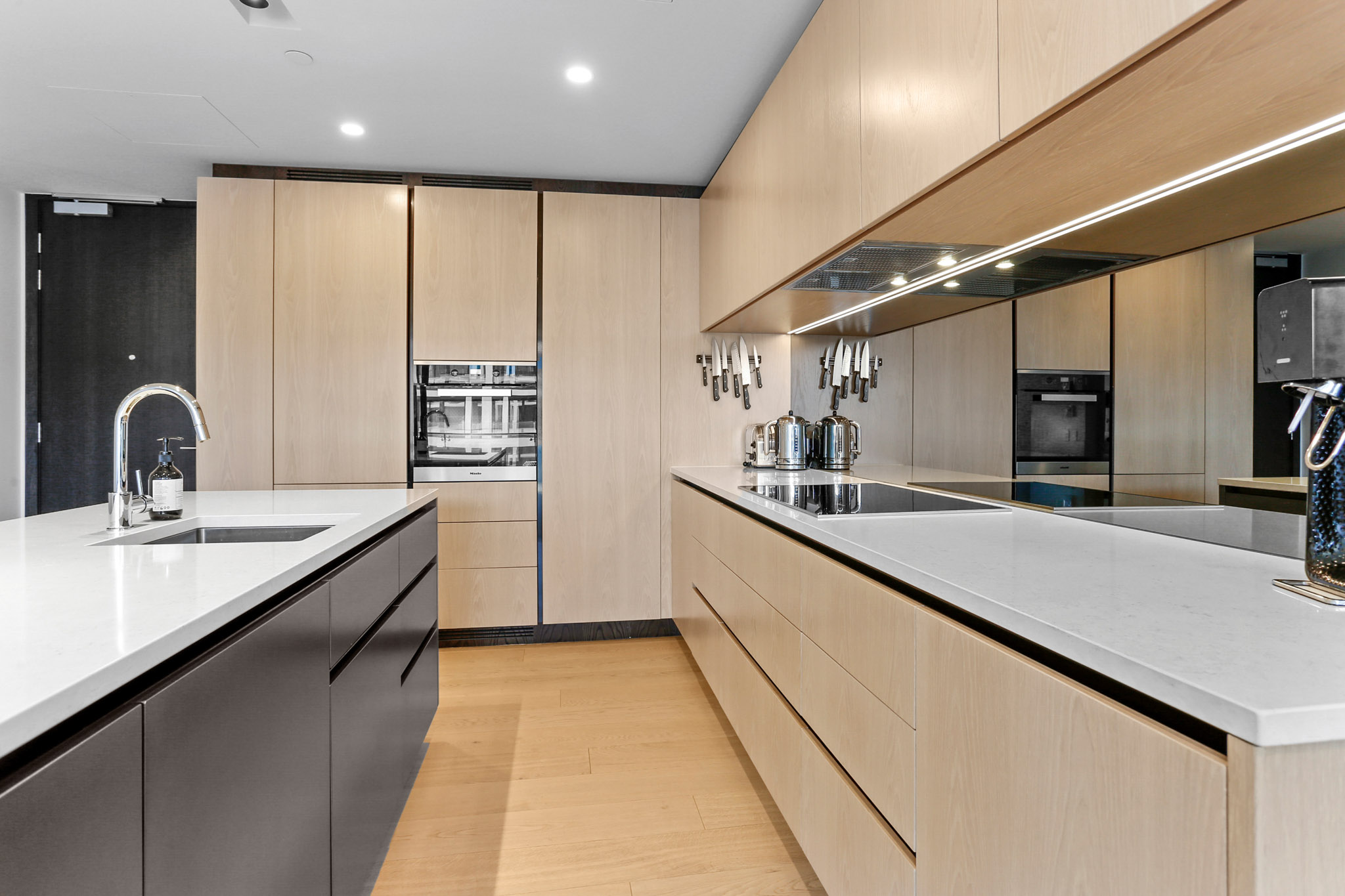 Kitchen - Wynyard Quarter Apartments by Urban Rest - Auckland, New Zealand