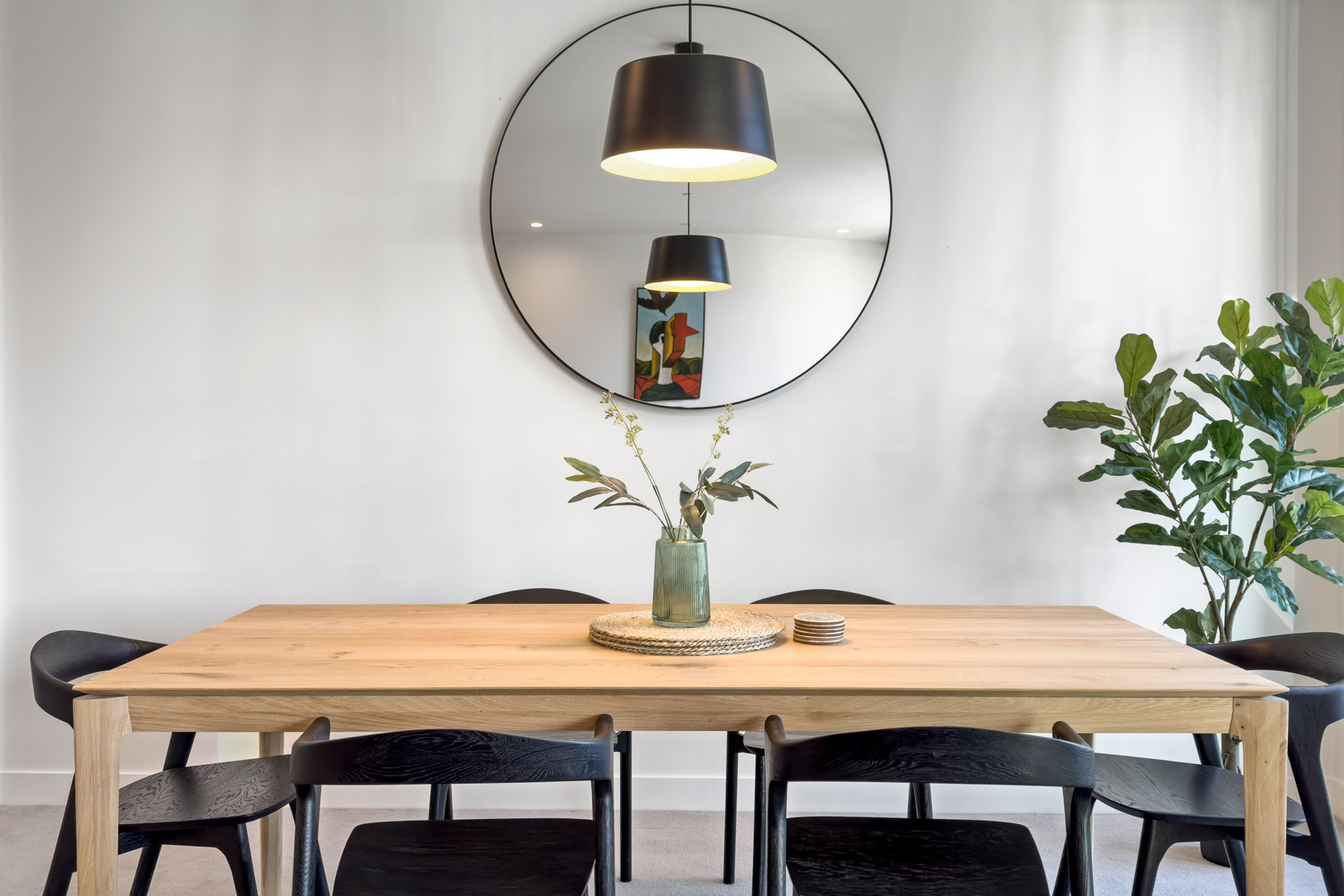 Dining Room - Wynyard Quarter Apartments by Urban Rest - Auckland, New Zealand