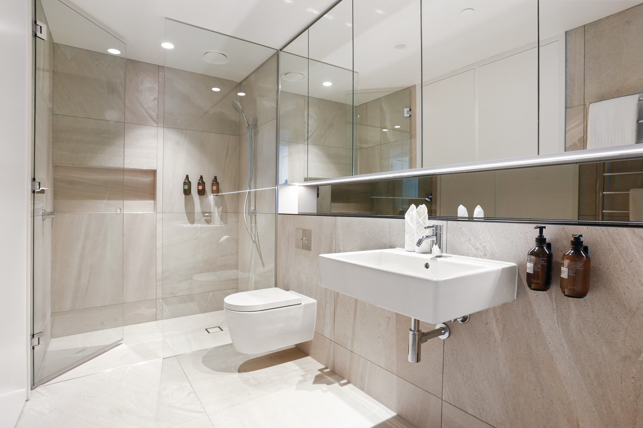 Bathroom - Wynyard Quarter Apartments by Urban Rest - Auckland, New Zealand