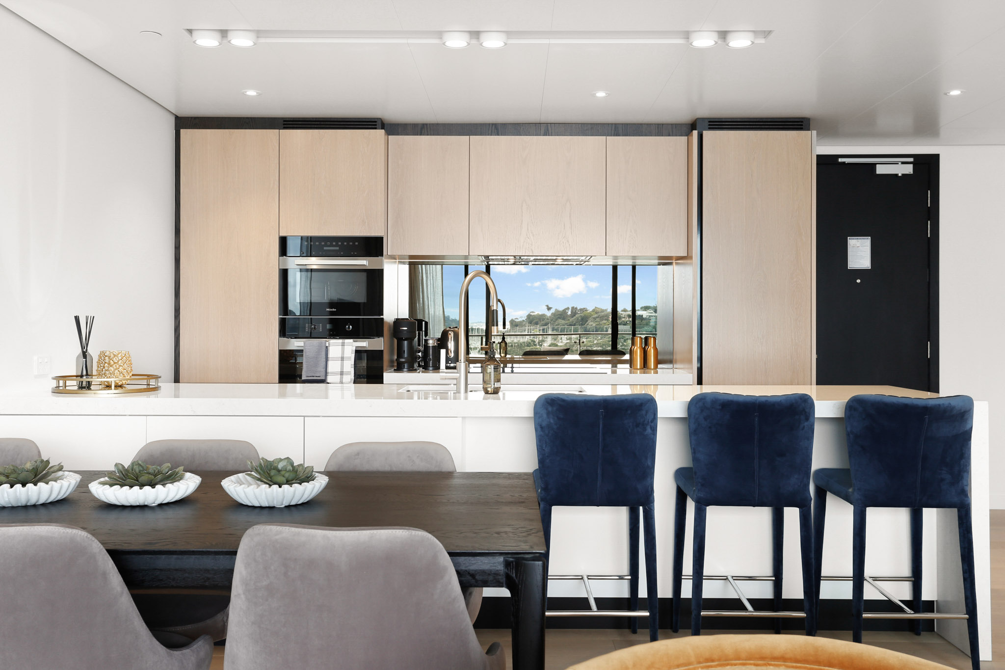 Kitchen - Wynyard Quarter Apartments by Urban Rest - Auckland, New Zealand