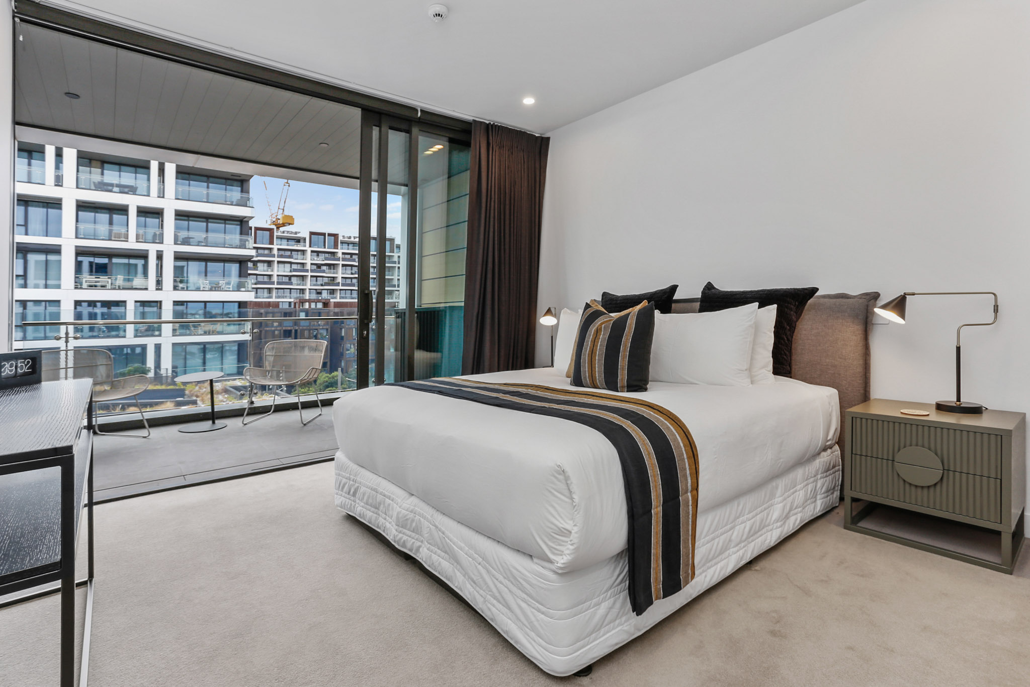 Bedroom - Wynyard Quarter Apartments by Urban Rest - Auckland, New Zealand