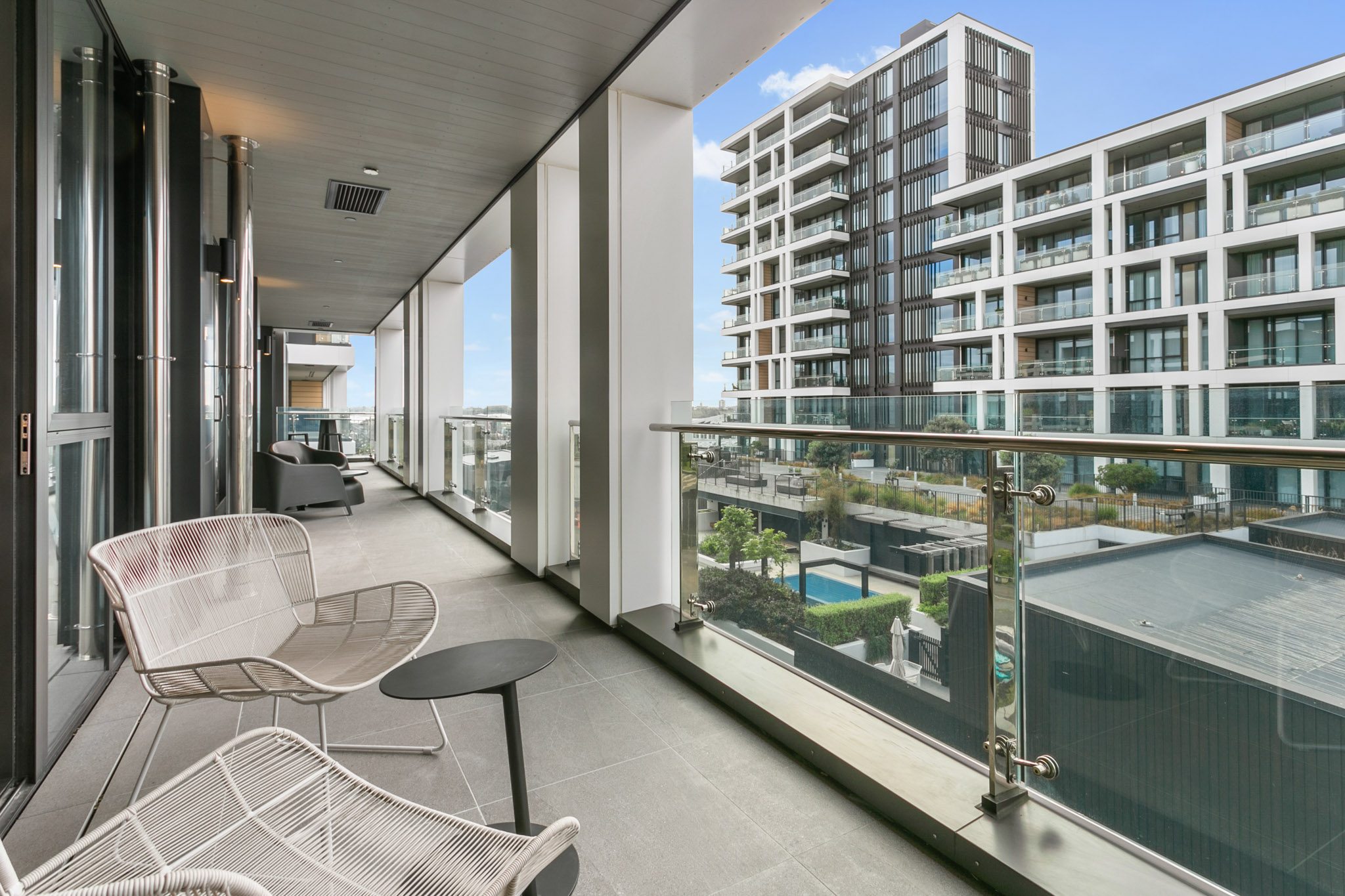Balcony - Wynyard Quarter Apartments by Urban Rest - Auckland, New Zealand