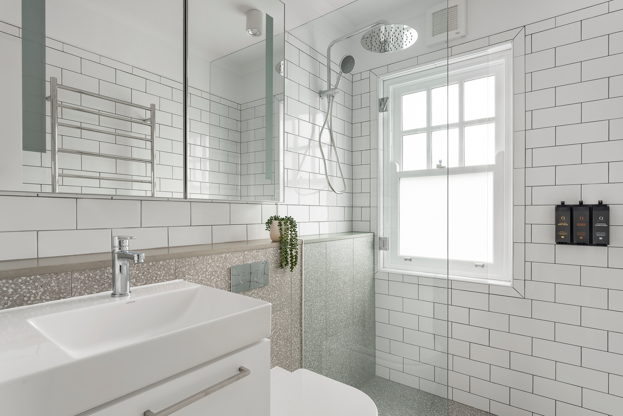 Bathroom -  Urban Rest Woollahra - Sydney, Australia