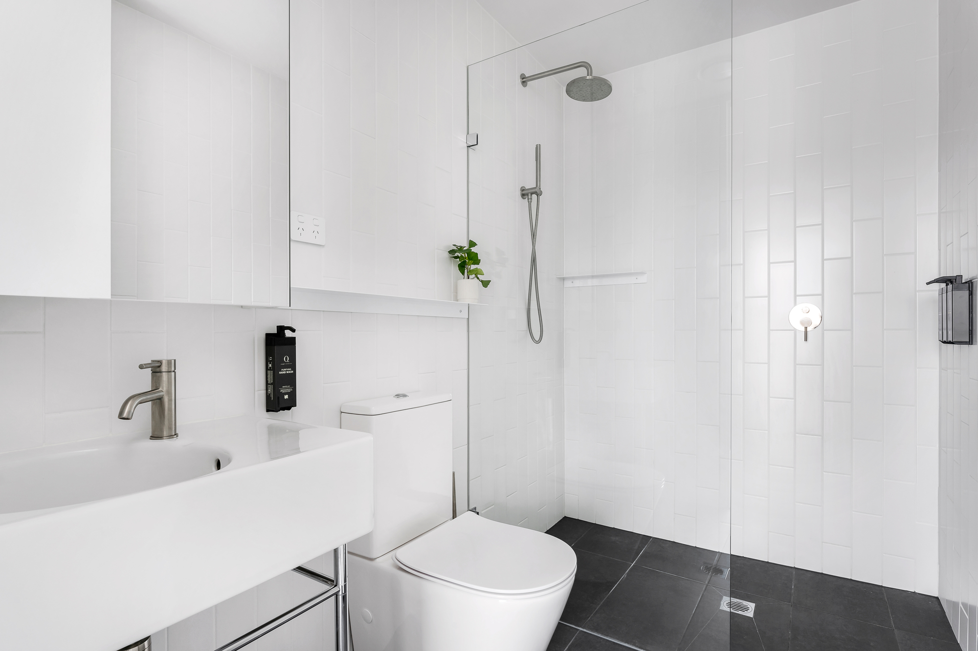 Bathroom - Urban Rest Double Bay - Sydney, Australia