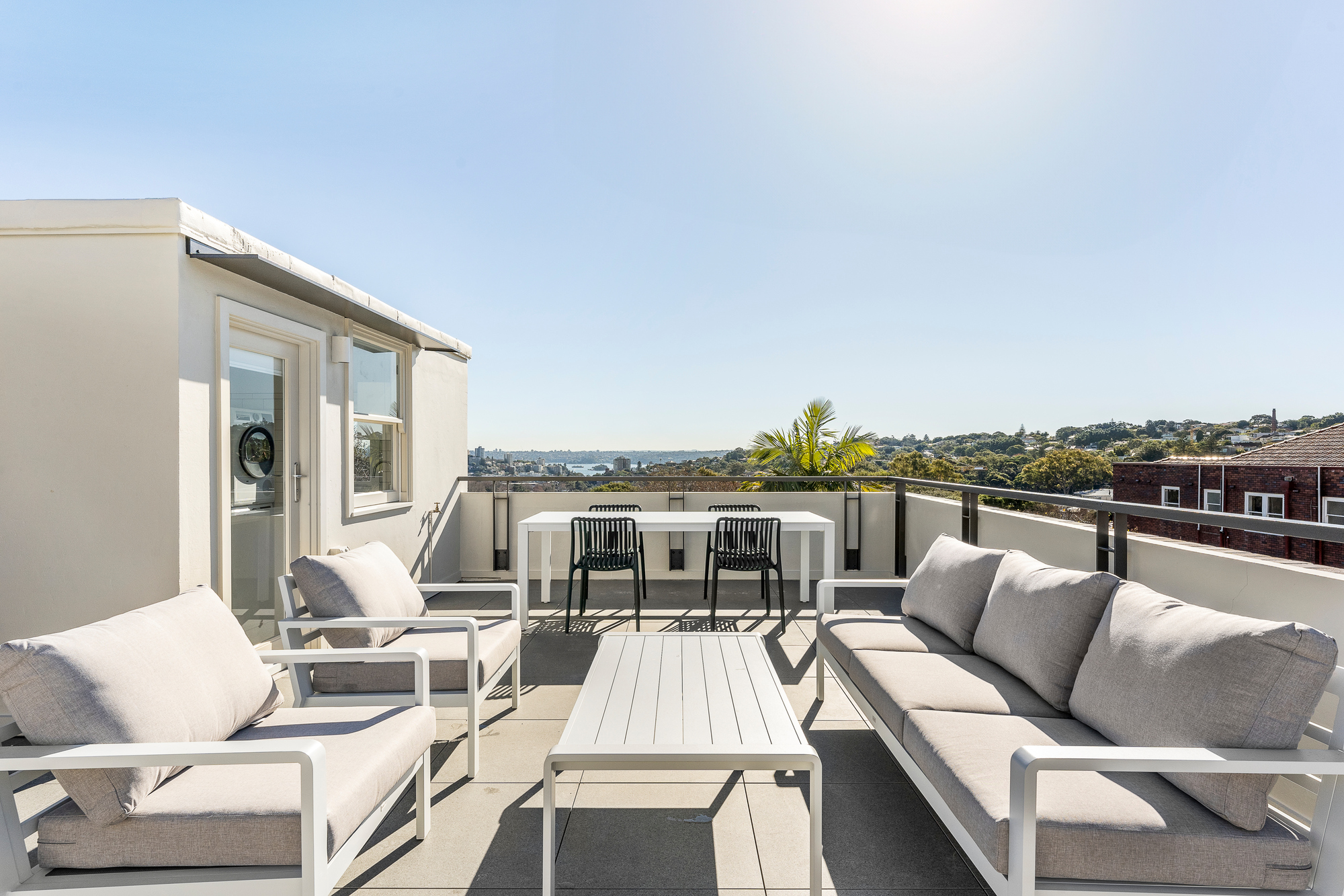 Shared Rooftop - Woollahra Apartments by Urban Rest - Sydney