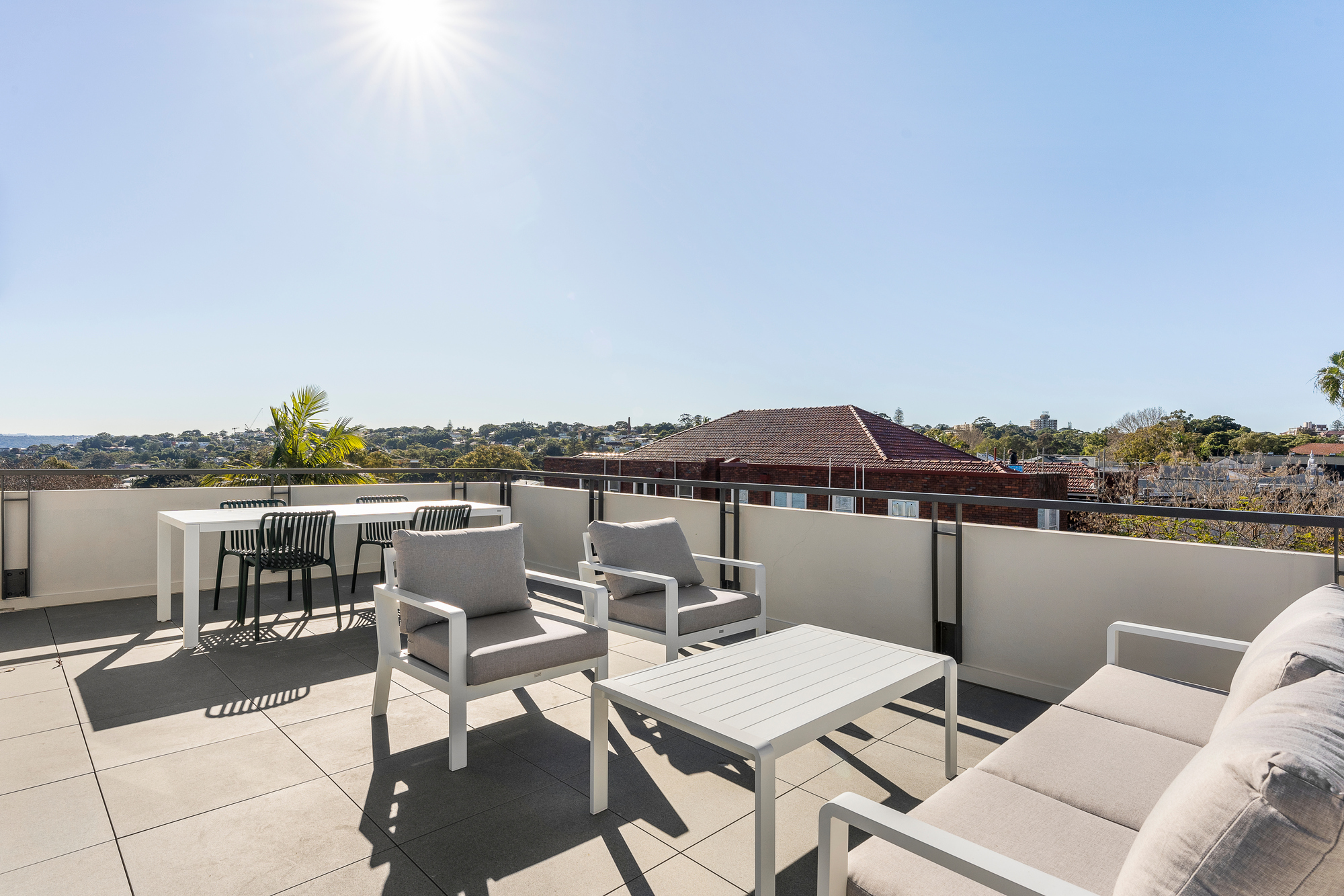 Shared Rooftop - Woollahra Apartments by Urban Rest - Sydney