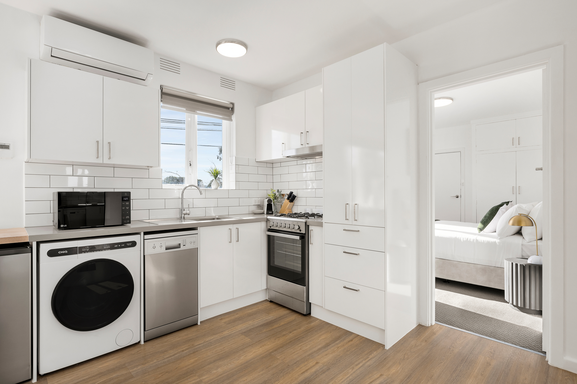 Kitchen - Windsor Apartments - Windsor, Melbourne