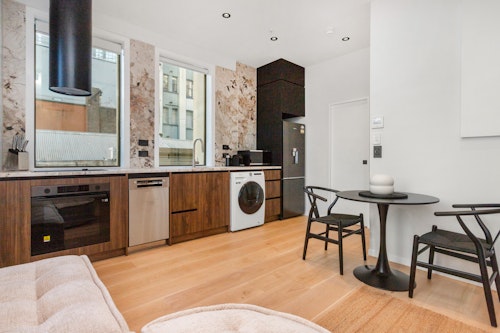 Kitchen - Urban Rest - Victoria Street Apartments - Auckland CBD