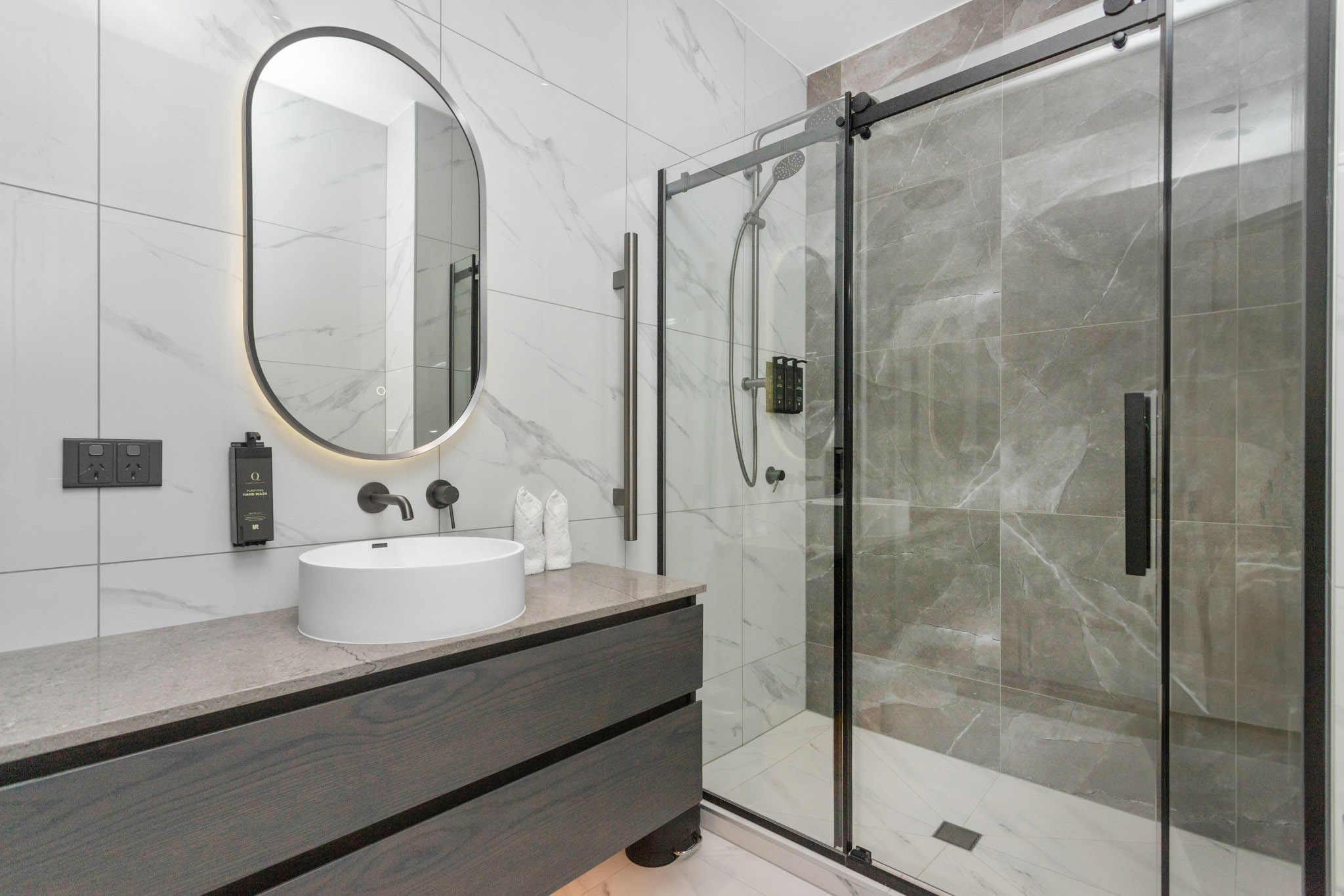 Bathroom - Studio Apartment - Urban Rest - Victoria Street Apartments - Auckland CBD
