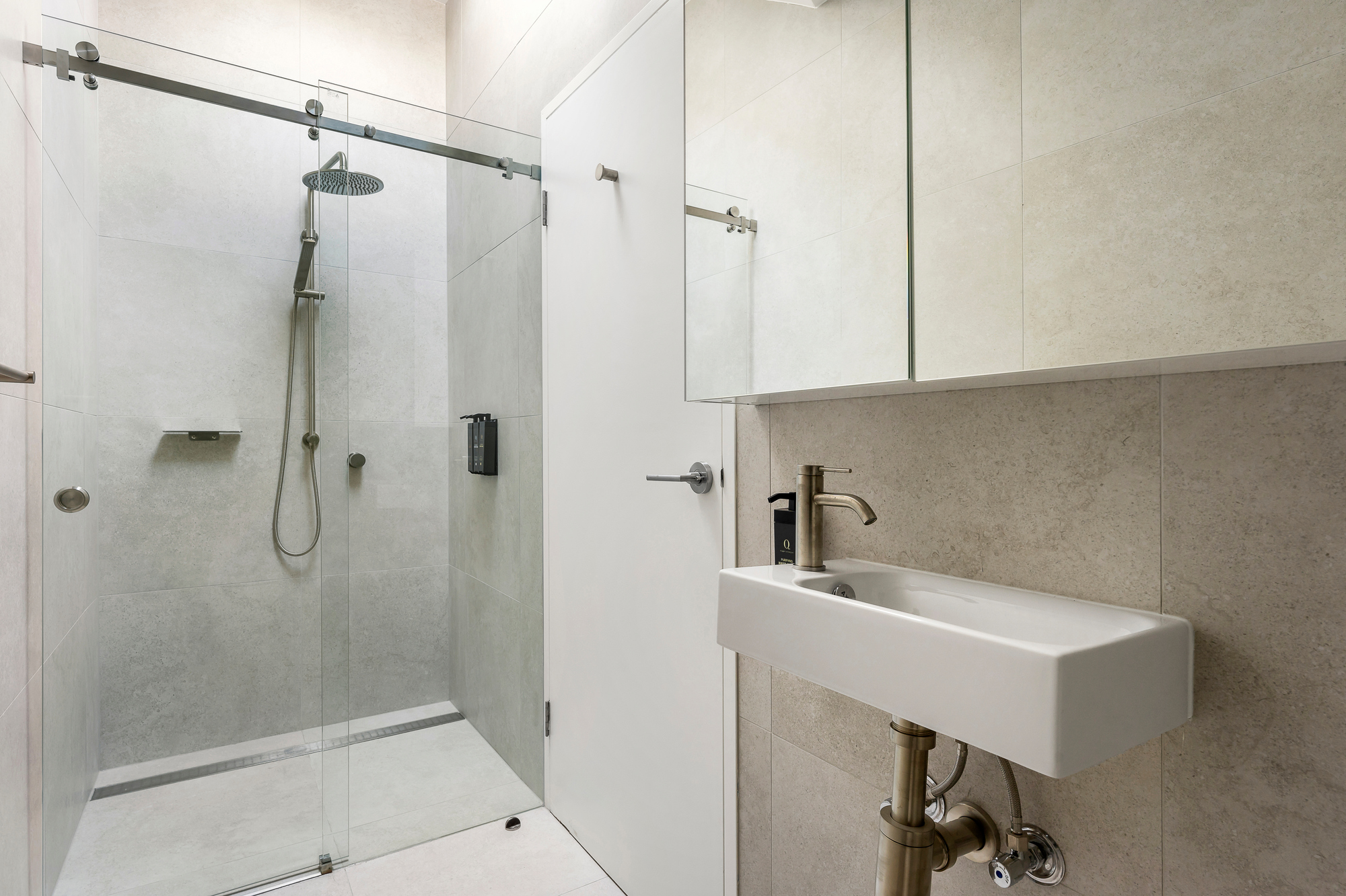 Bathroom - The Henrietta Apartments - Double Bay, Sydney