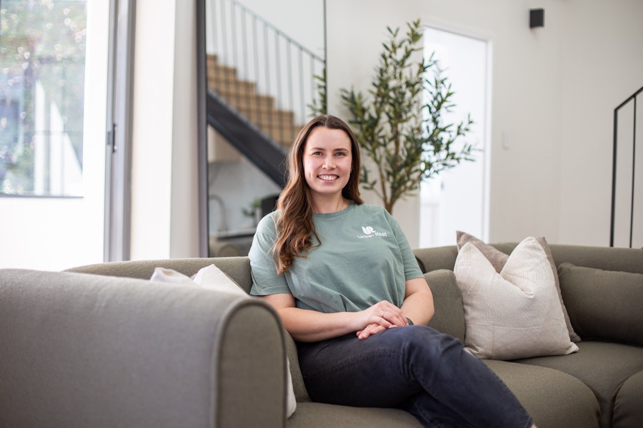 Allana - The Henrietta Apartment - Interview