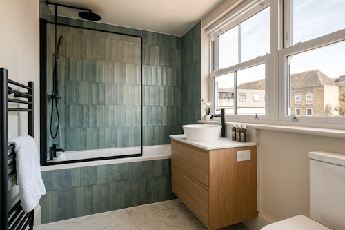Bathroom - Urban Rest Hackney - London