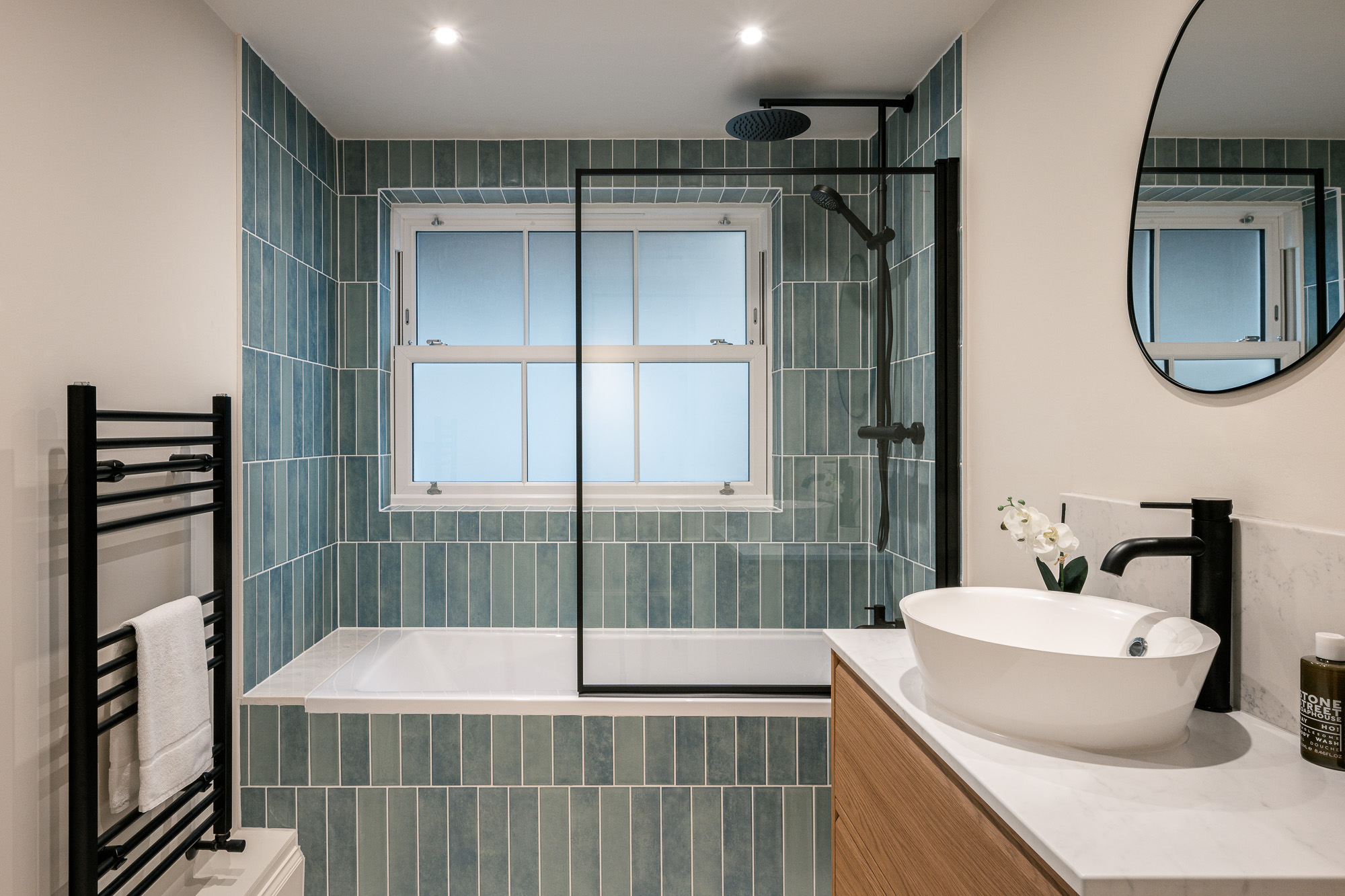 Bathroom -   Urban Rest Hackney - London