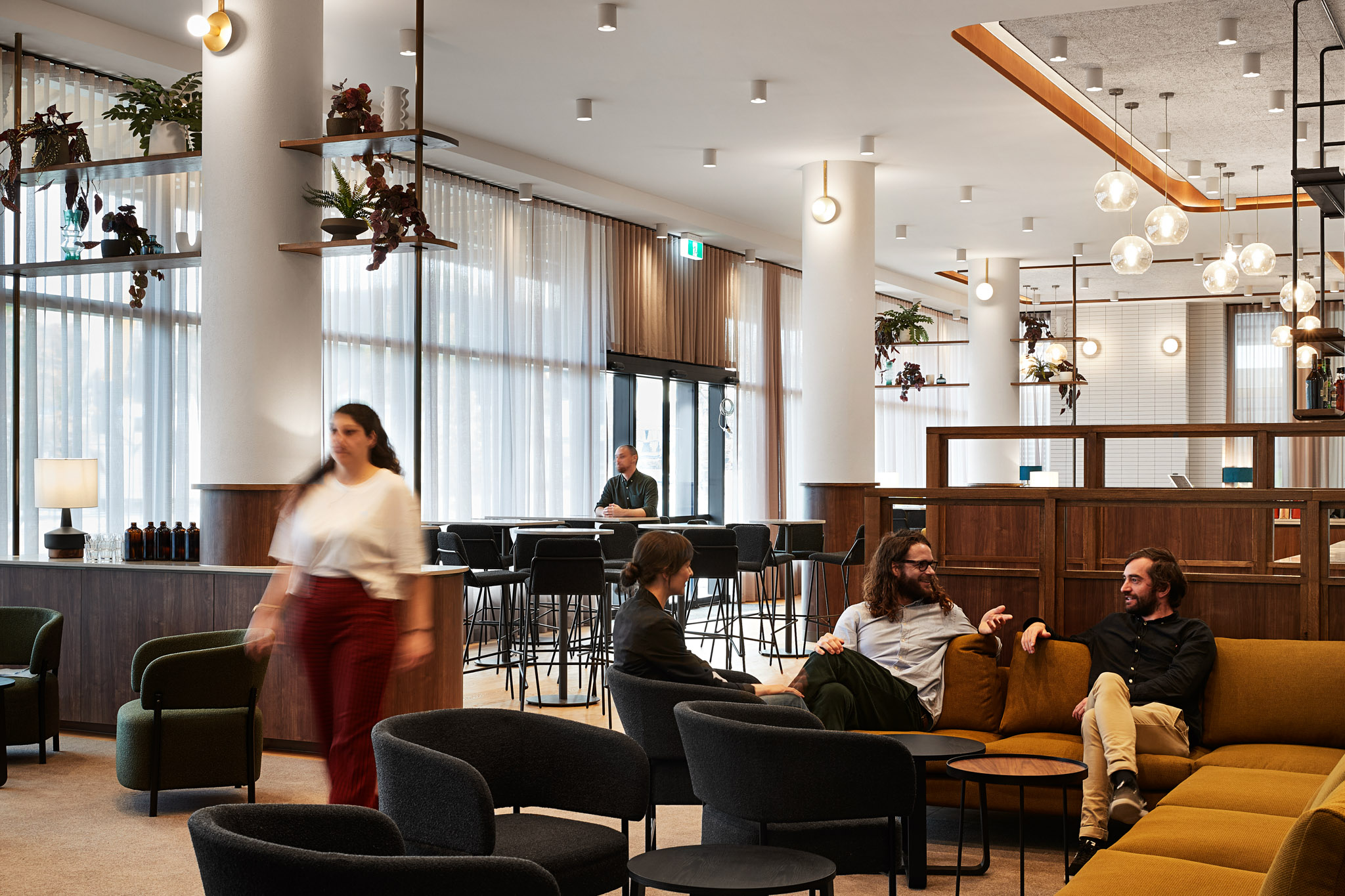 Communal Dining Entertainment Area - Caulfield Apartments by Urban Rest - Caulfield, Melbourne