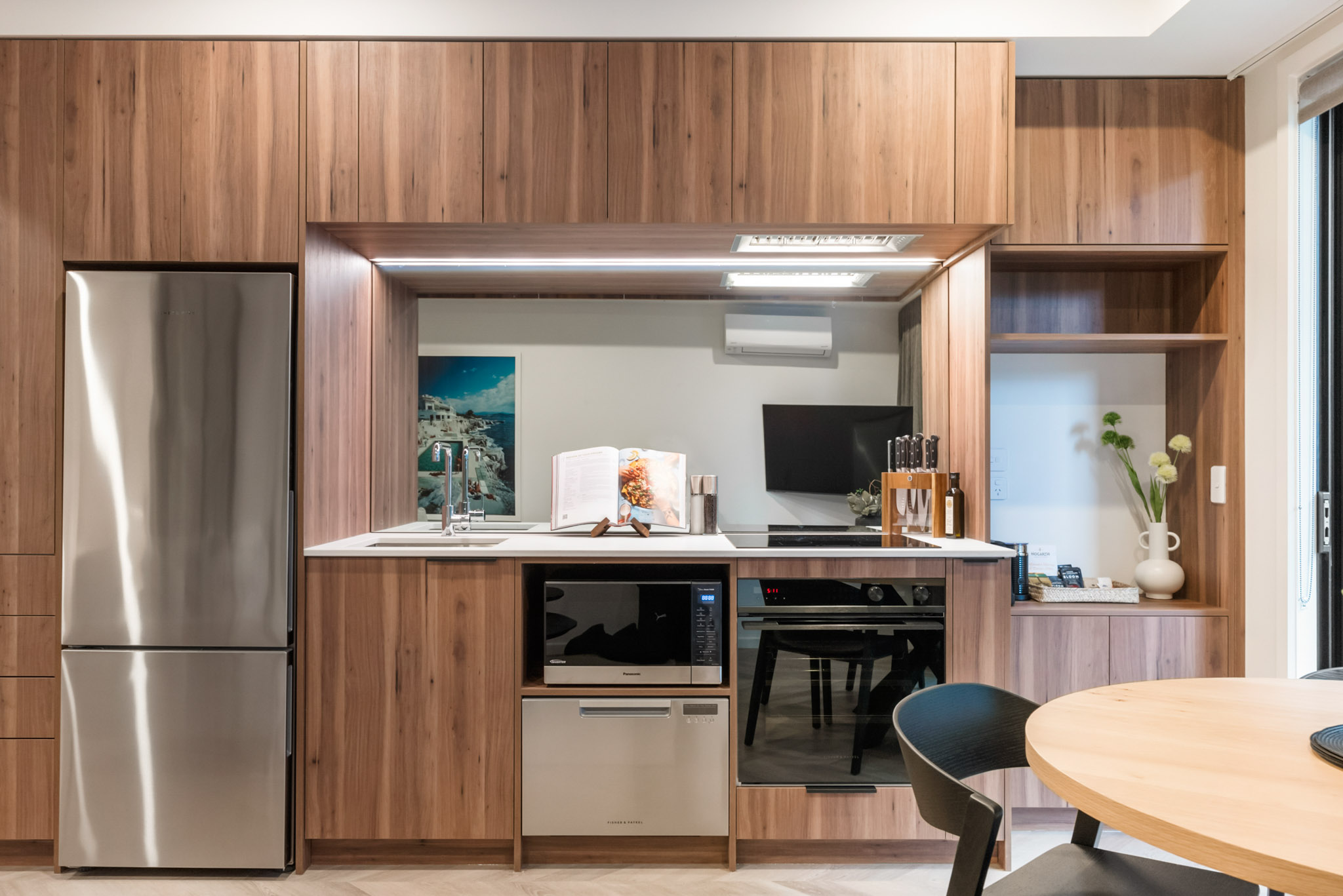 Kitchen - Greenhouse Apartments by Urban Rest - Auckland, New Zealand
