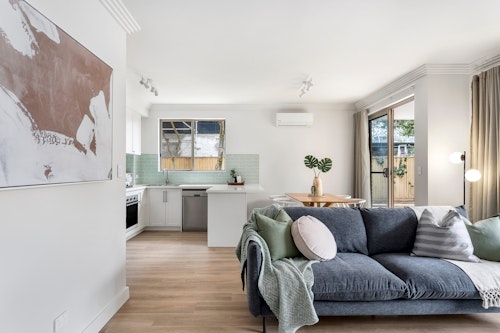 Living Room - Urban Rest Bondi Beach - Sydney