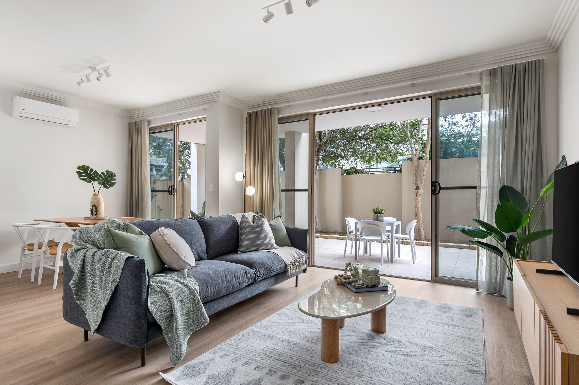 Living Room - Urban Rest Bondi Beach - Sydney