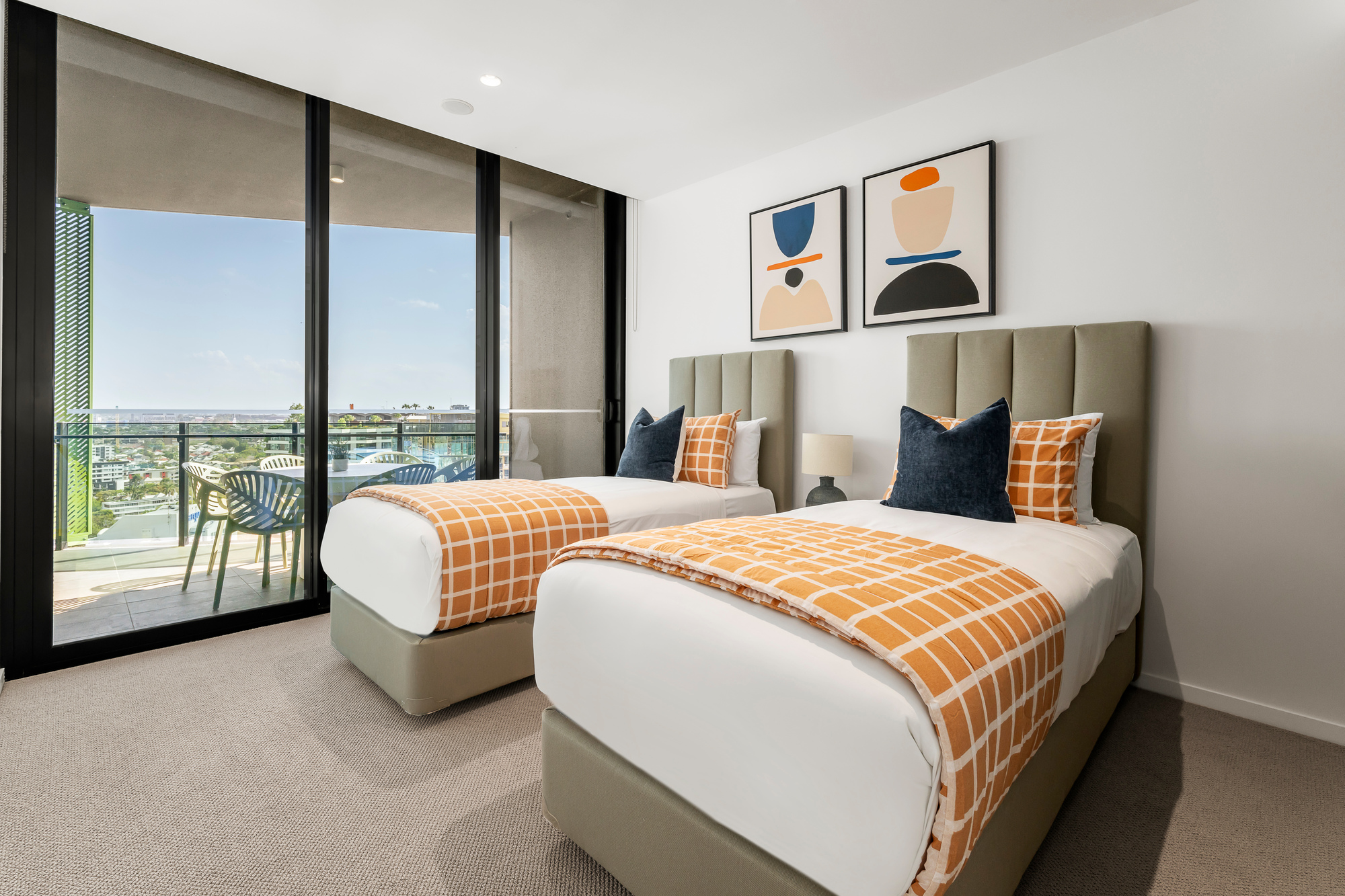 Bedroom - Kangaroo Point Apartments by Urban Rest - Brisbane