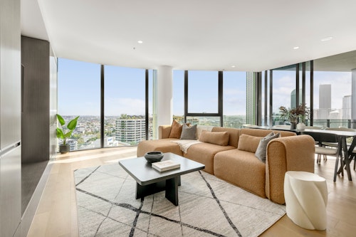 Living Room - Kangaroo Point Apartments by Urban Rest - Brisbane