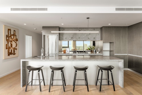Kitchen - Kangaroo Point Apartments by Urban Rest - Brisbane