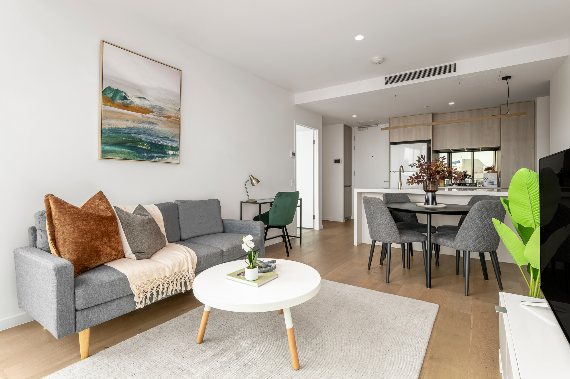 Living Room - Kangaroo Point Apartments by Urban Rest - Brisbane