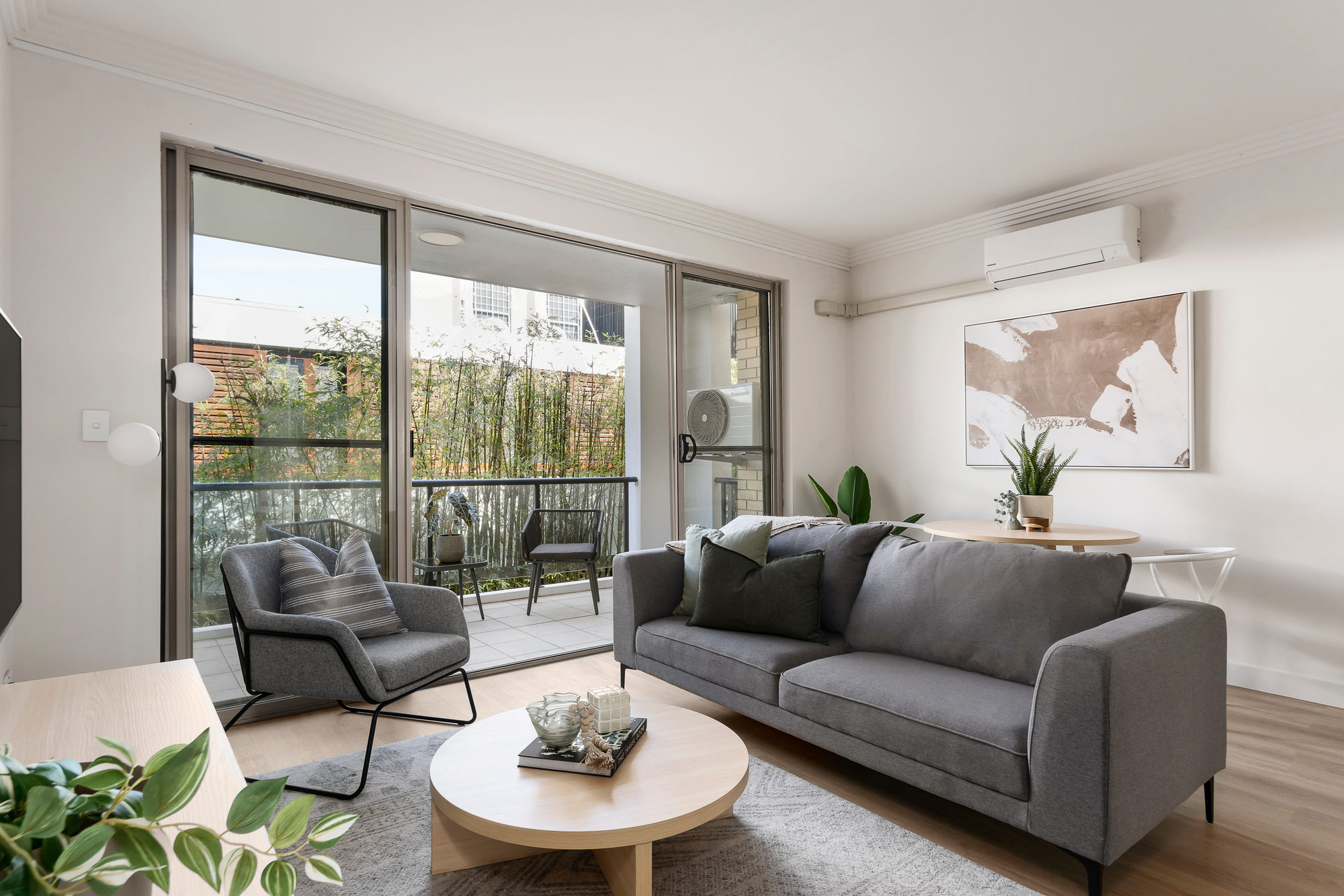 Living Room - Urban Rest Bondi Beach - Sydney