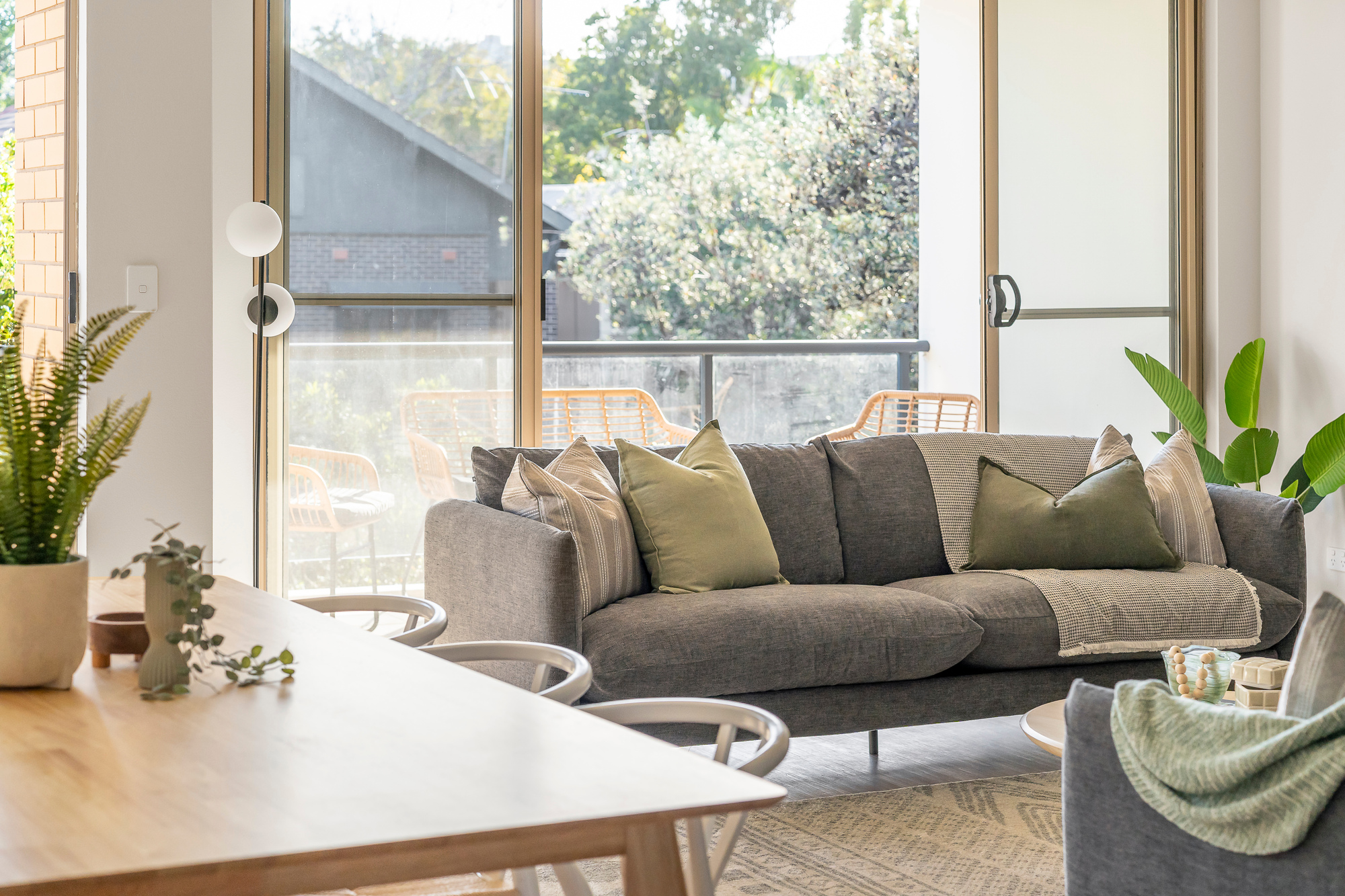 Living Room - Urban Rest Bondi Beach - Sydney