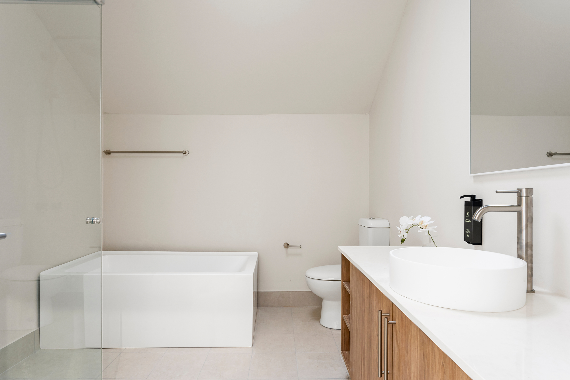 Bathroom - Urban Rest Bondi Beach - Sydney