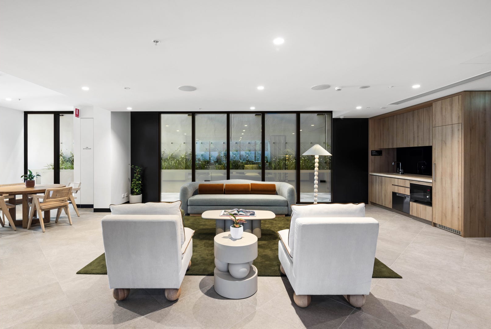 Dodds St Apartments by Urban Rest - Resident Lounge