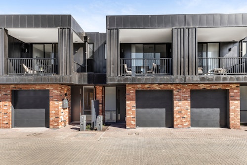 Foundry Lane Apartments by Urban Rest - Building