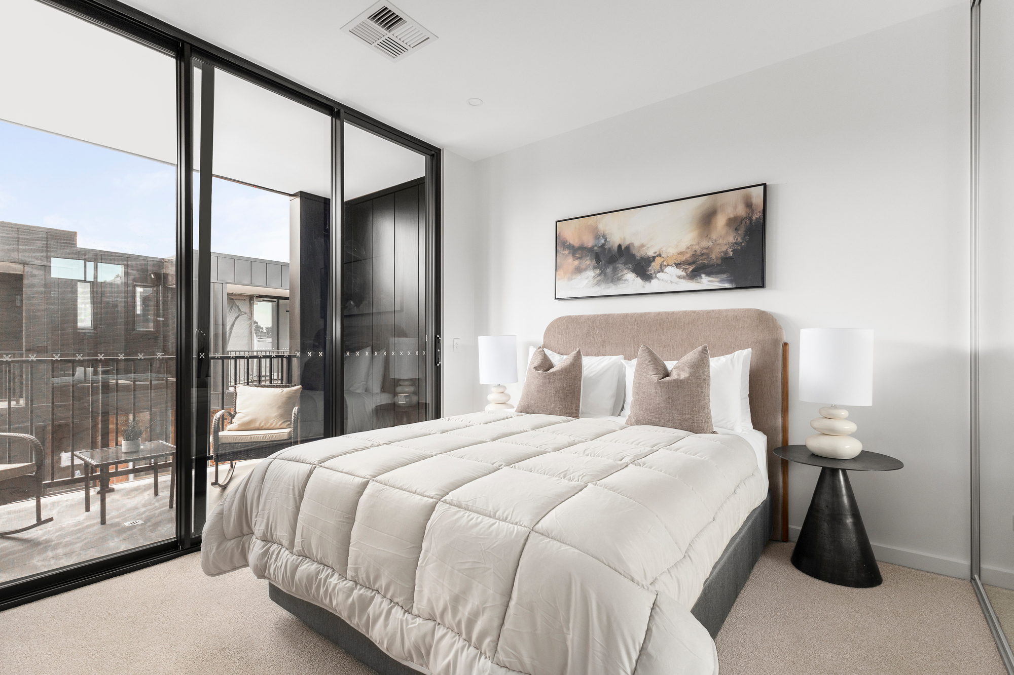 Foundry Lane Apartments by Urban Rest - Bedroom