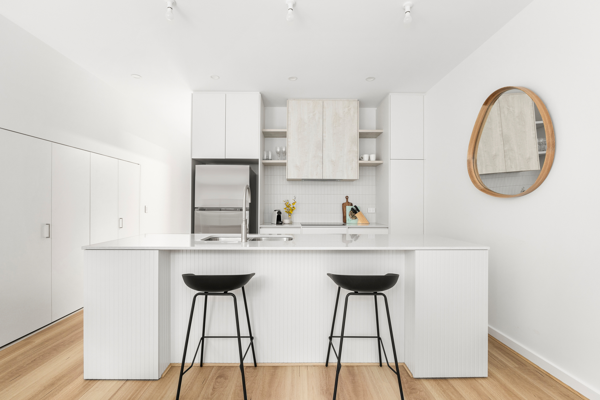 Foundry Lane Apartments by Urban Rest - Kitchen