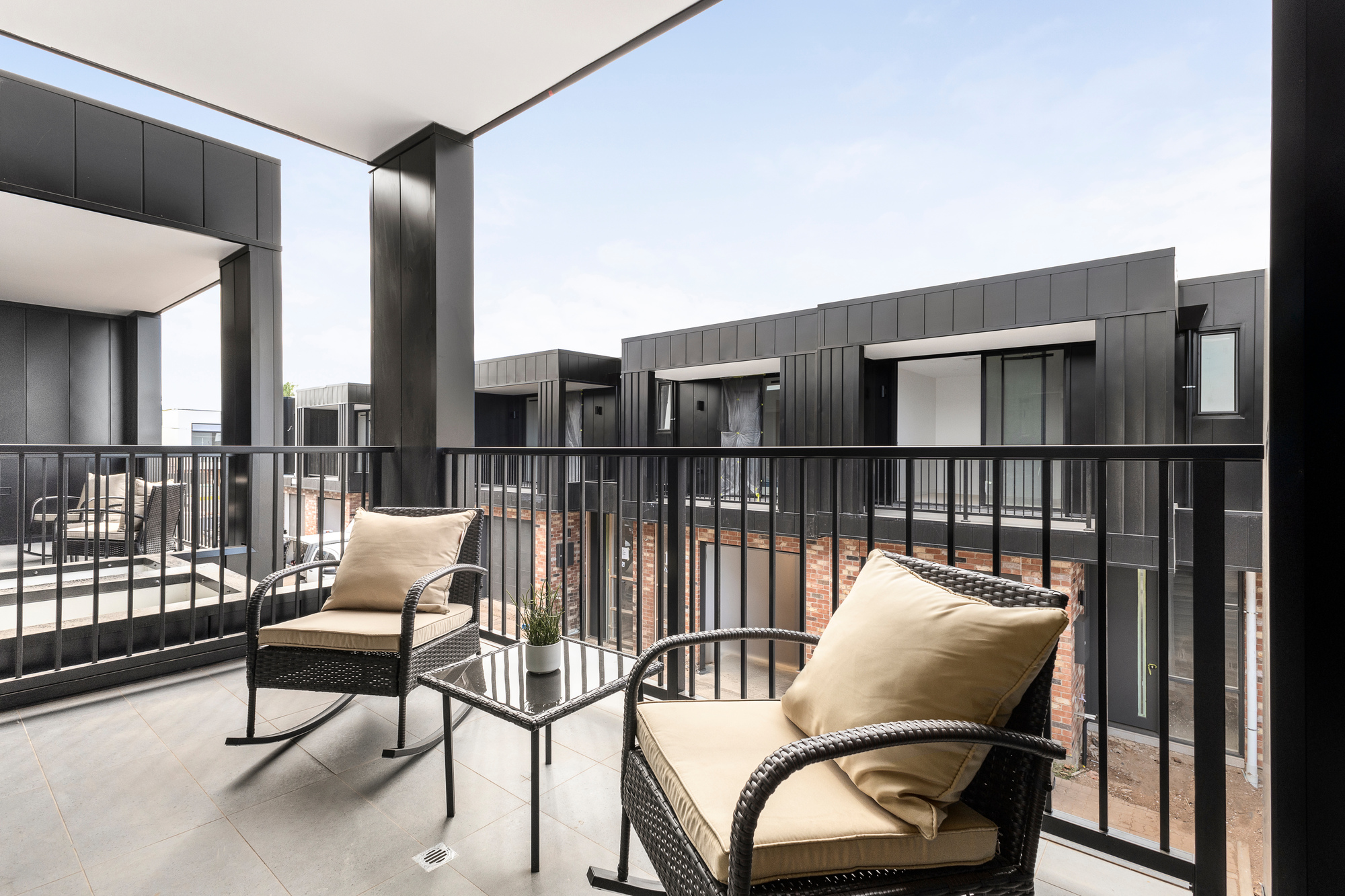 Foundry Lane Apartments by Urban Rest - Balcony
