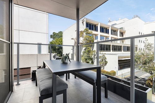 Stafford Street Apartments by Urban Rest - Balcony