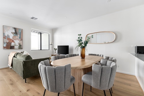 Stafford Street Apartments by Urban Rest - Dining