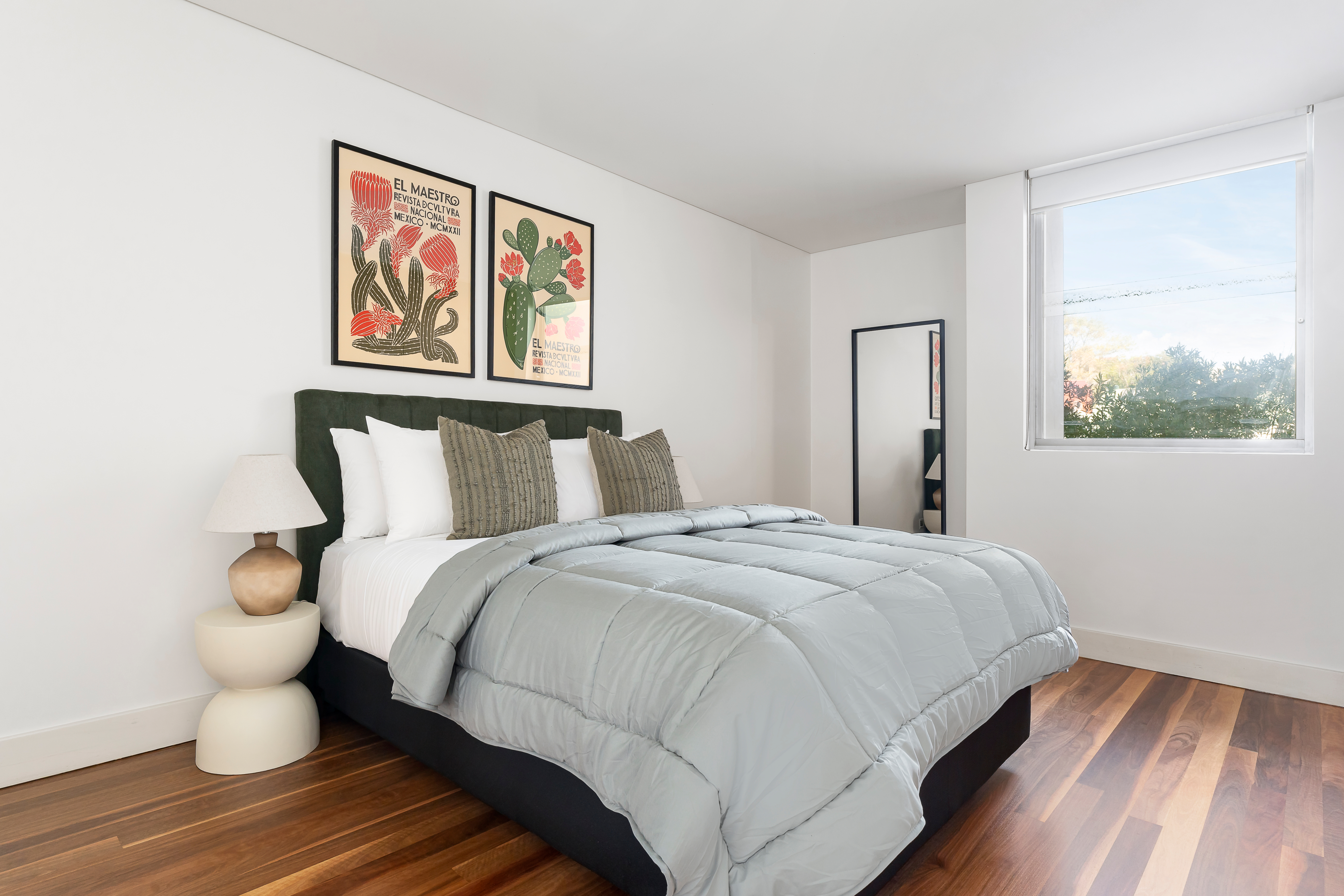 Bedroom - Crown Street Apartments - Sydney, Australia
