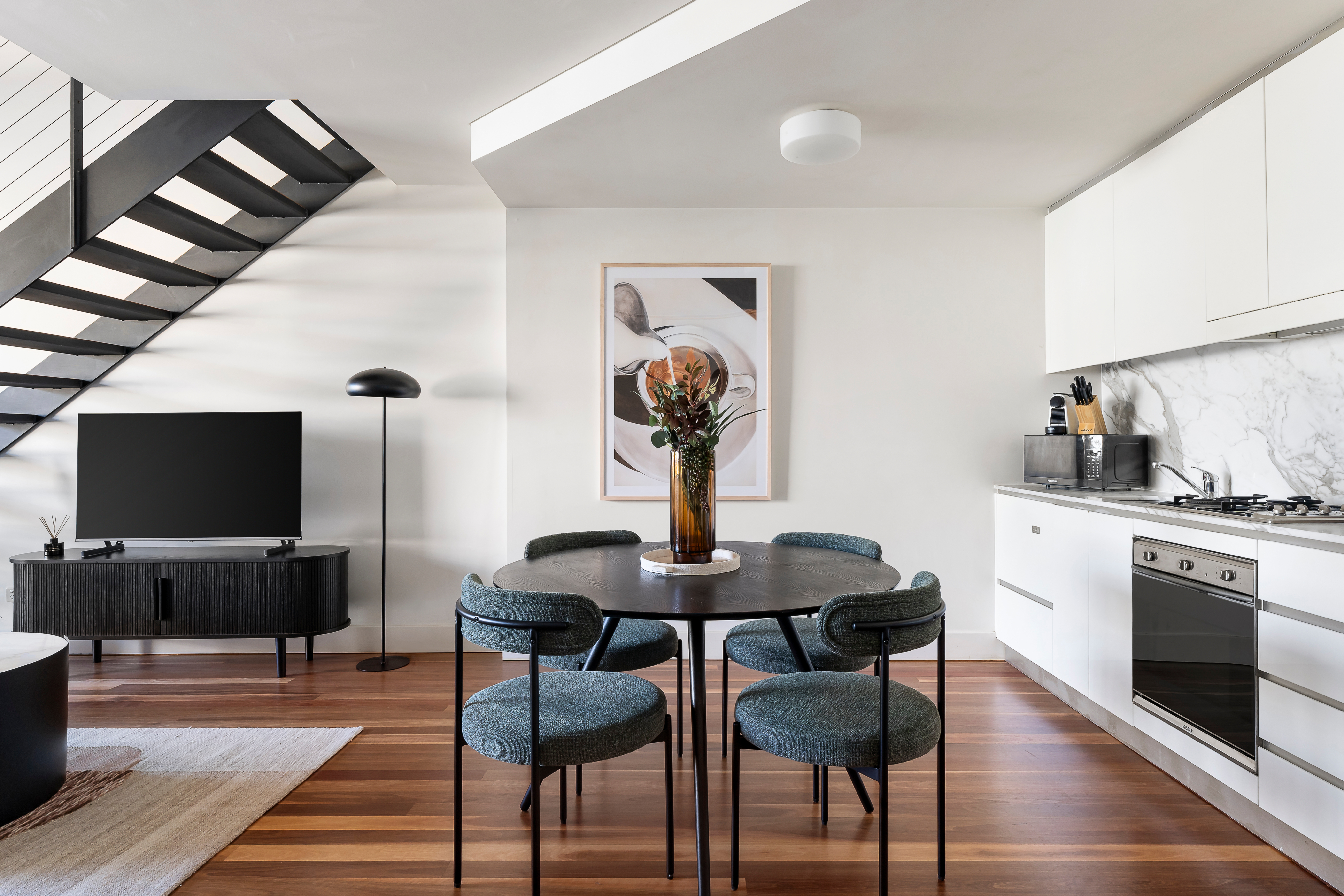 Dining - Crown Street Apartments - Sydney, Australia