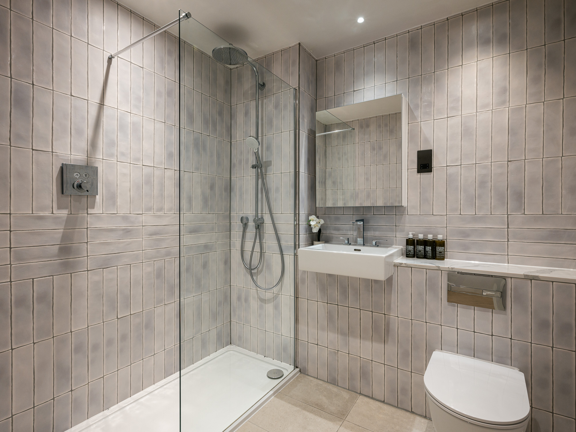 Bathroom - Urban Rest - Spitalfields Works