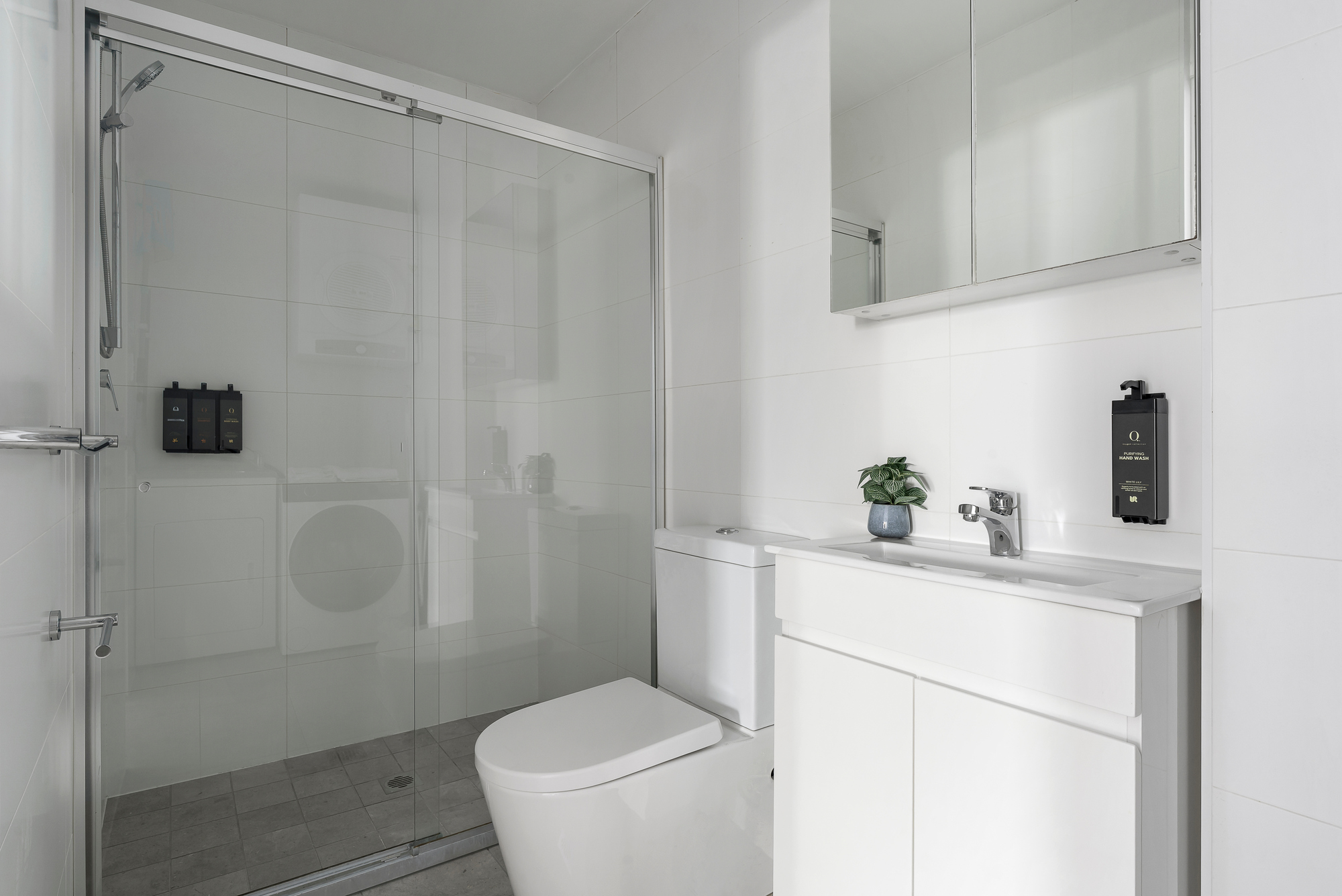 Bathroom - One Bedroom Apartment - Urban Rest - Elizabeth St Apartments